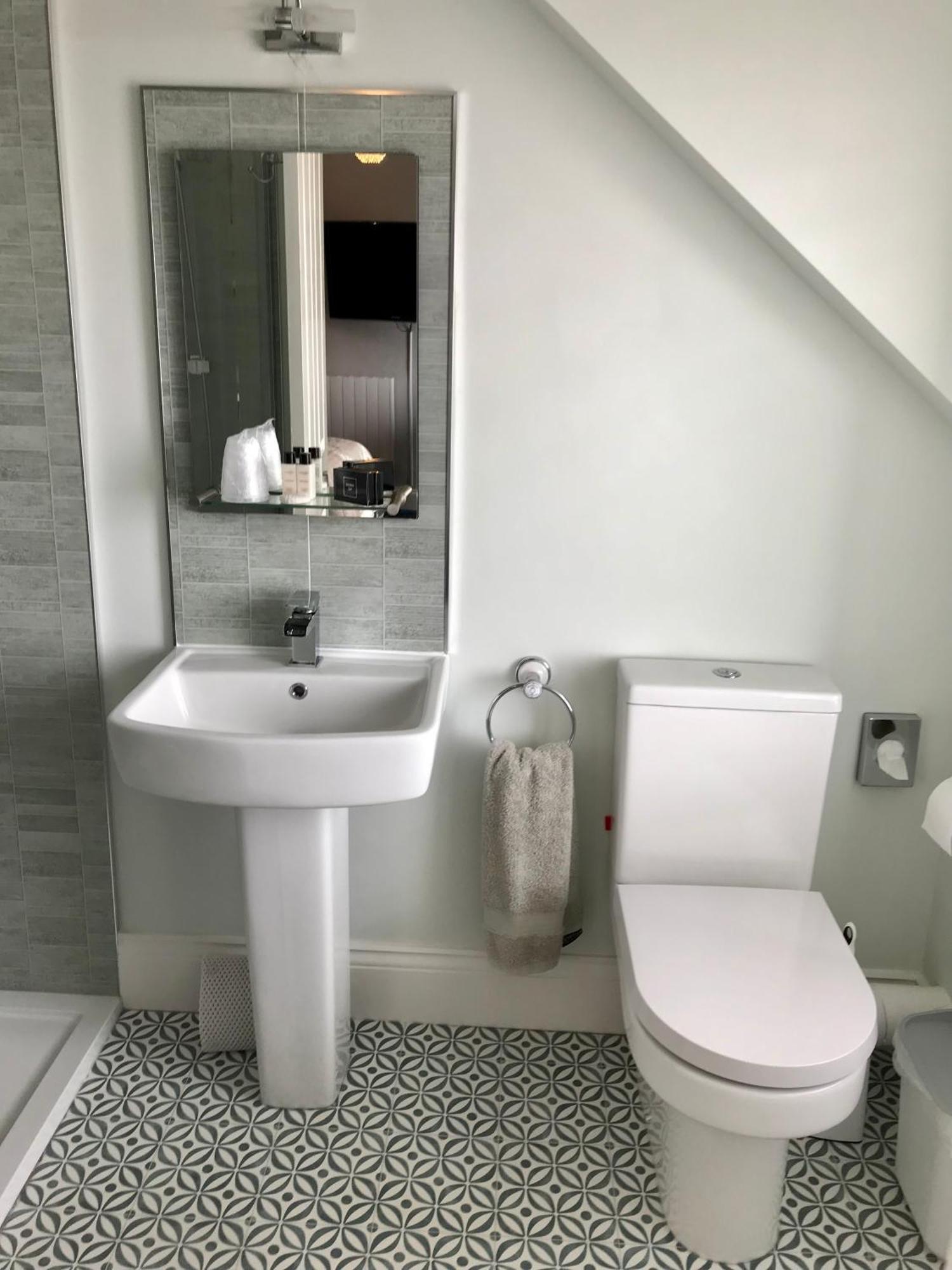 Norman Guest House With Free Parking Whitby Exterior foto